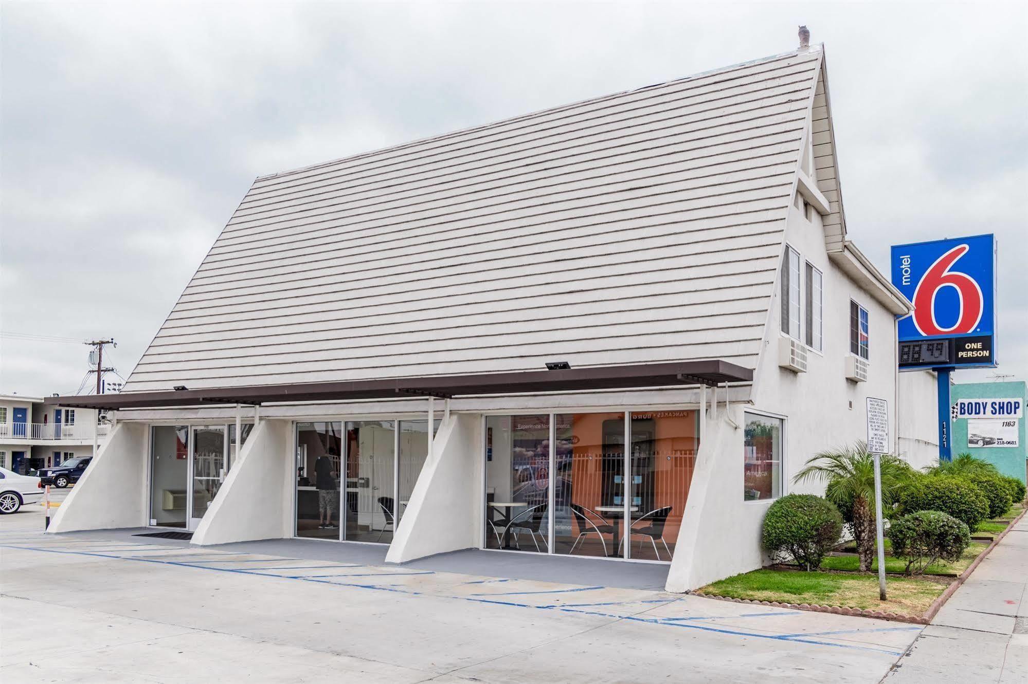 Motel 6-Long Beach, Ca - International City מראה חיצוני תמונה